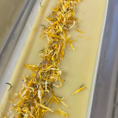 Savon au Calendula : L'Allié des Peaux des Petits et des Grands - QuinteSens