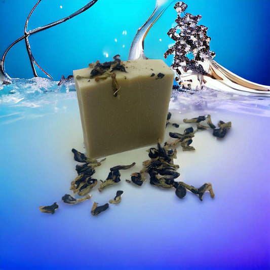 Shampoing Pois Papillon Bleu : Illumine les Cheveux Gris - QuinteSens